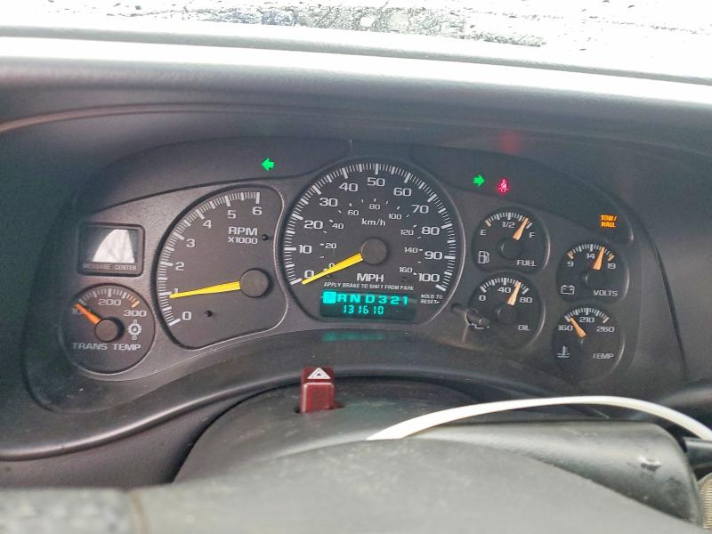 Продаж на аукціоні авто 2001 Chevrolet Suburban, vin: 3GNGK26G81G203103, номер лоту: 46559406