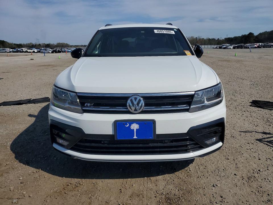 Продажа на аукционе авто 2020 Volkswagen Tiguan, vin: 3VV2B7AX6LM159857, номер лота: 46851086