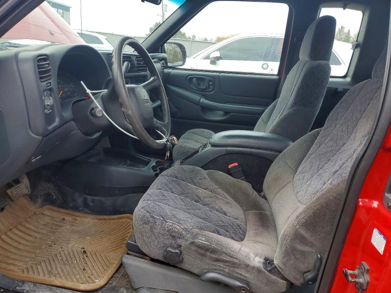 46558376 :رقم المزاد ، 1GTCS19W818215259 vin ، 2001 Gmc Sonoma مزاد بيع