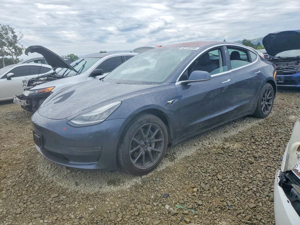 2018 Tesla Model 3 მანქანა იყიდება აუქციონზე, vin: 5YJ3E1EB1JF093290, აუქციონის ნომერი: 48135286