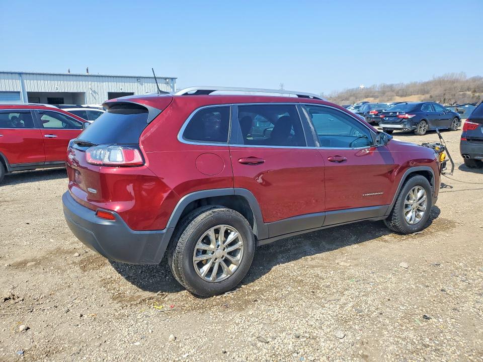 47621756 :رقم المزاد ، 1C4PJLCB2KD134384 vin ، 2019 Jeep Cherokee مزاد بيع