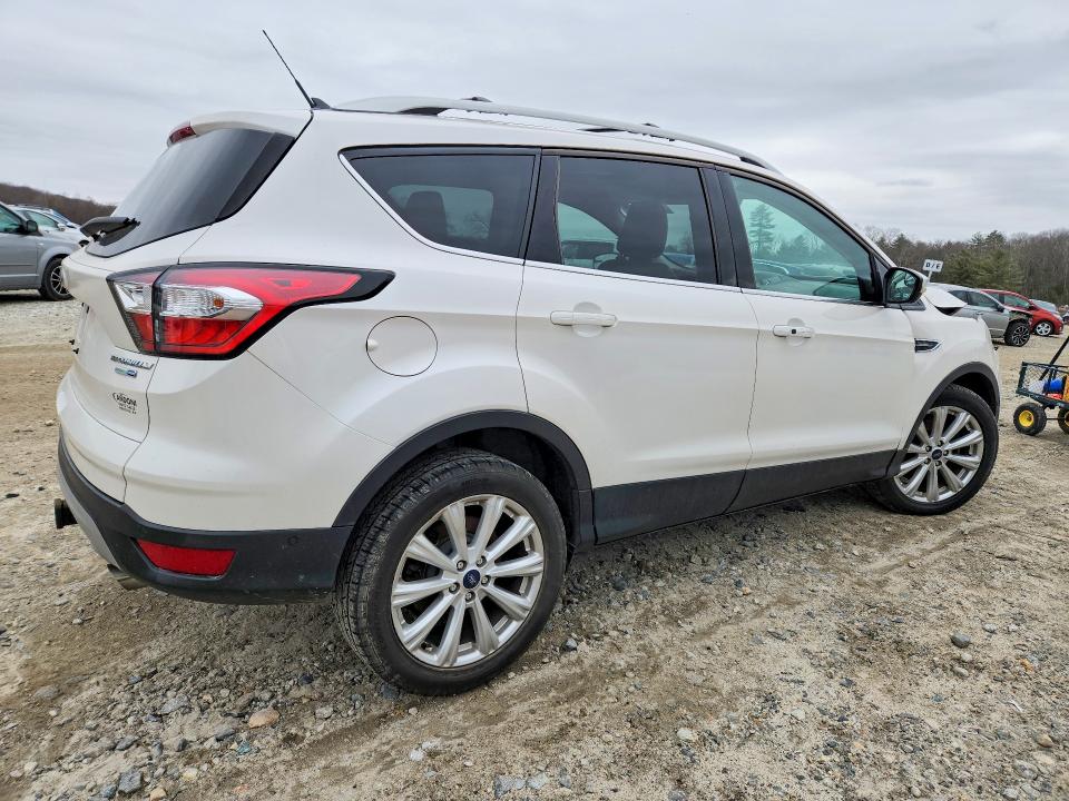 Продаж на аукціоні авто 2018 Ford Escape, vin: 1FMCU9J94JUC53413, номер лоту: 46267626