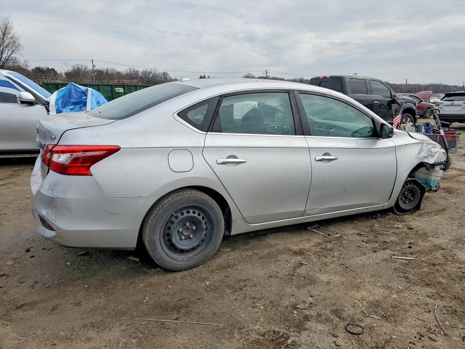 2016 Nissan Sentra მანქანა იყიდება აუქციონზე, vin: 3N1AB7AP7GL667778, აუქციონის ნომერი: 46213136