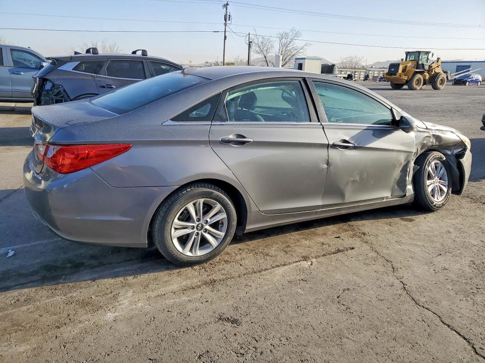 Продажа на аукционе авто 2013 Hyundai Sonata, vin: 5NPEB4ACXDH624753, номер лота: 45823366
