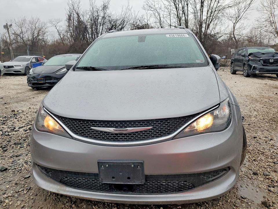 2021 Chrysler Voyager მანქანა იყიდება აუქციონზე, vin: 2C4RC1DG8MR530403, აუქციონის ნომერი: 45819666