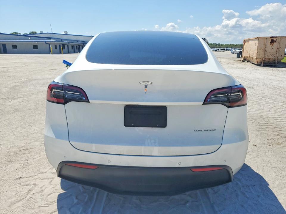 Продажа на аукционе авто 2022 Tesla Model Y, vin: 7SAYGDEEXNF318925, номер лота: 47650766