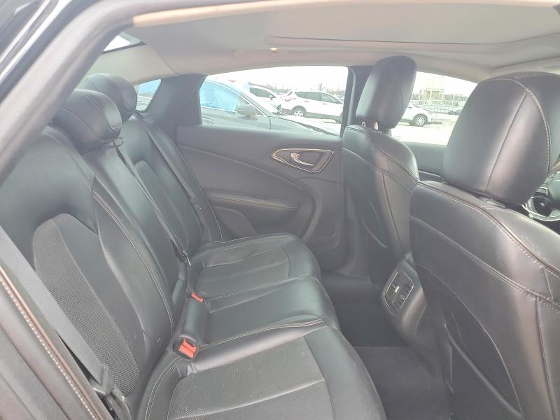 46398066 :رقم المزاد ، 1C3CCCCB7FN554820 vin ، 2015 Chrysler 200 مزاد بيع
