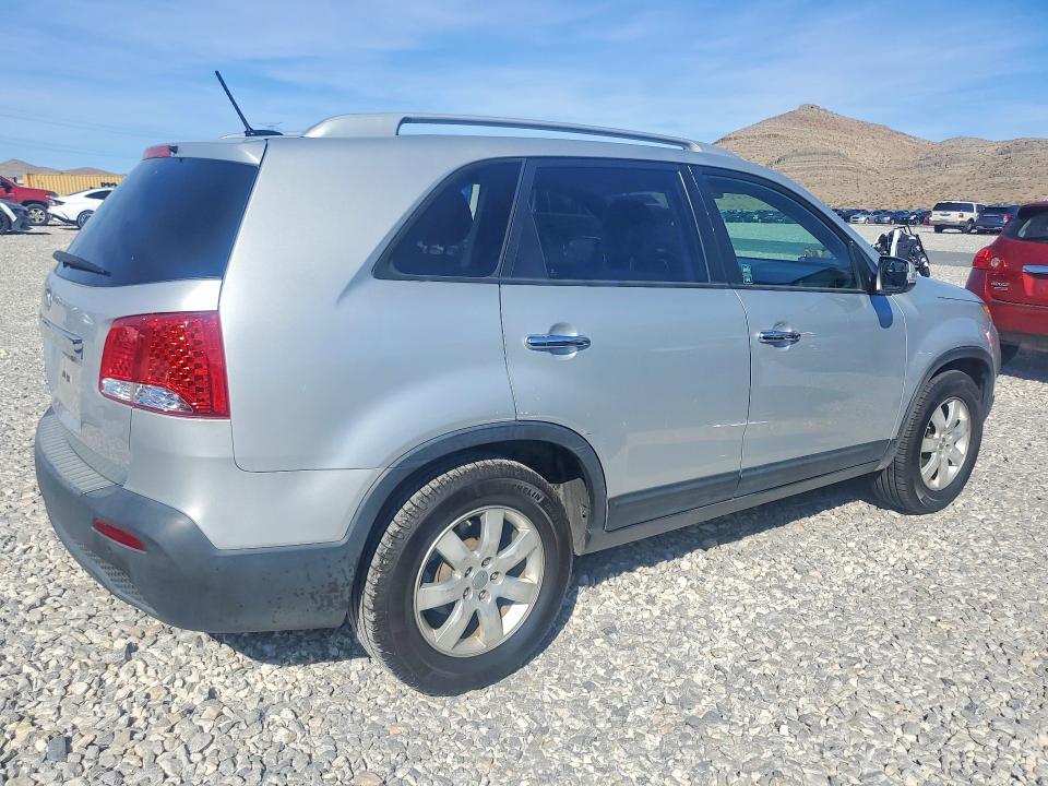Продаж на аукціоні авто 2013 Kia Sorento, vin: 5XYKT3A6XDG410261, номер лоту: 46312306