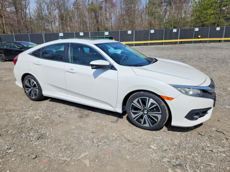 Продажа на аукционе авто 2016 Honda Civic, vin: 2HGFC1F33GH643135, номер лота: 46721976