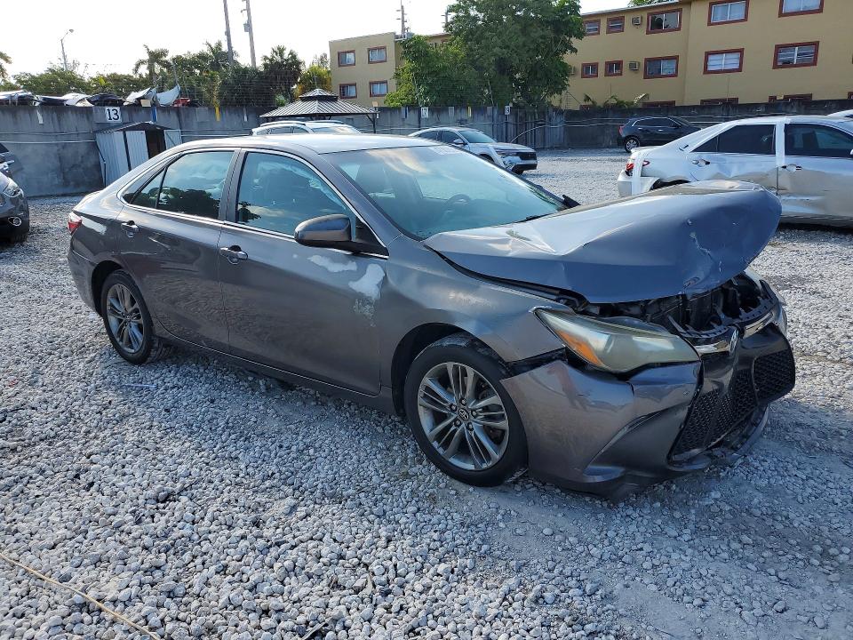 2017 Toyota Camry მანქანა იყიდება აუქციონზე, vin: 4T1BF1FK6HU693677, აუქციონის ნომერი: 47387836