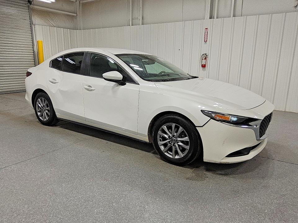 2020 Mazda 3 მანქანა იყიდება აუქციონზე, vin: 3MZBPABL4LM130573, აუქციონის ნომერი: 47215866