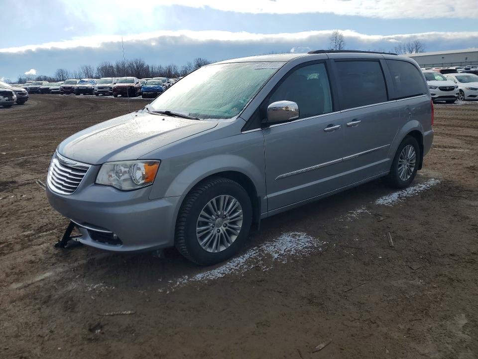 2015 Chrysler Town & Country მანქანა იყიდება აუქციონზე, vin: 2C4RC1CGXFR509931, აუქციონის ნომერი: 46317186