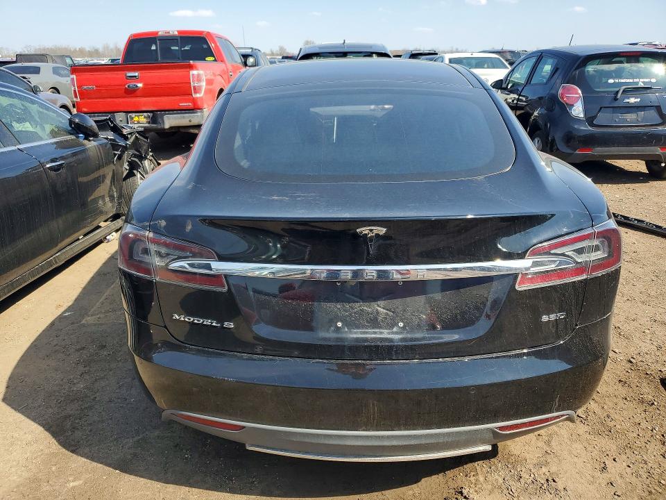Продаж на аукціоні авто 2015 Tesla Model S, vin: 5YJSA1E27FF101178, номер лоту: 47520976