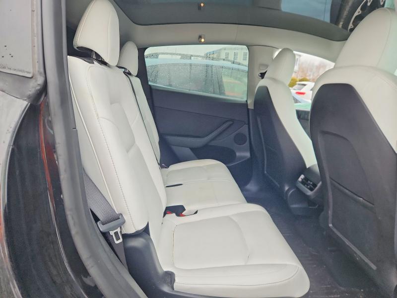 Продаж на аукціоні авто 2024 Tesla Model Y, vin: 7SAYGAEE9RF155883, номер лоту: 79759345