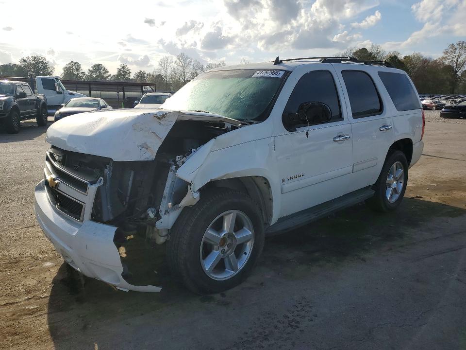 41797966 :رقم المزاد ، 1GNSCAE01DR260799 vin ، 2013 Chevrolet Tahoe مزاد بيع