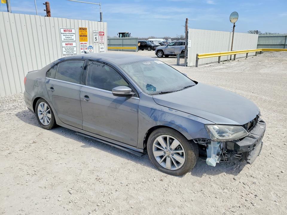 45585216 :رقم المزاد ، 3VWD17AJ2FM342793 vin ، 2015 Volkswagen Jetta مزاد بيع