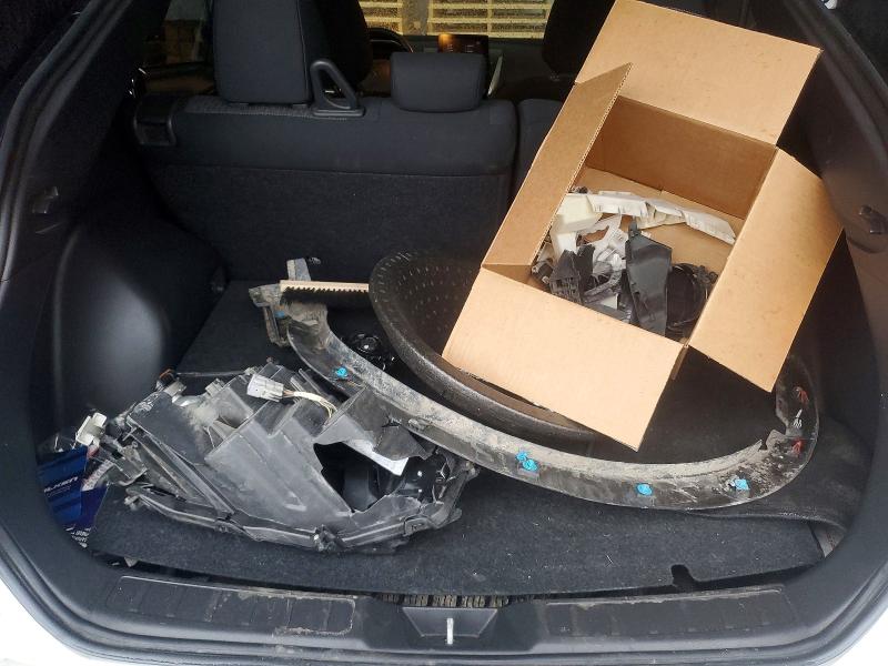 45448816 :رقم المزاد ، JA4ATVAAXNZ607343 vin ، 2022 Mitsubishi Eclipse Cross مزاد بيع