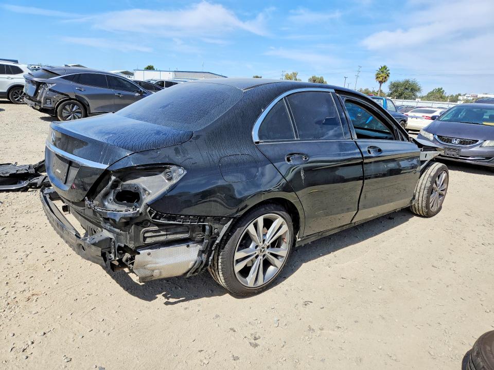 Продаж на аукціоні авто 2017 Mercedes-benz C, vin: 55SWF4JB2HU219666, номер лоту: 79930165