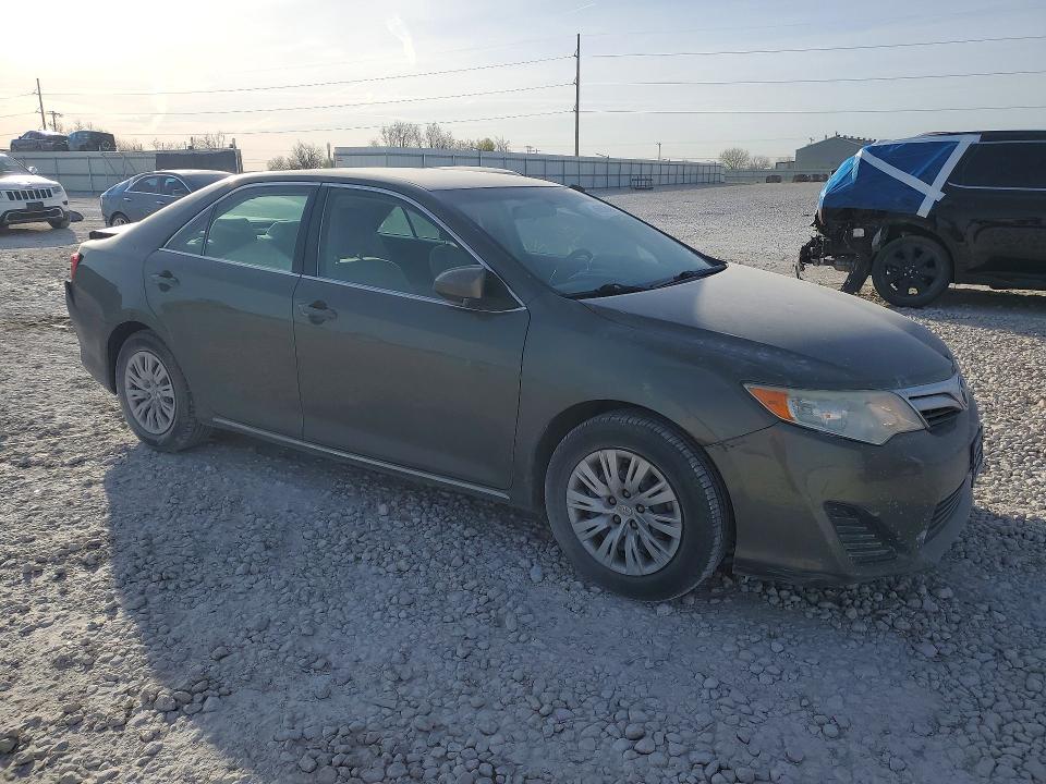 Aukcja sprzedaży 2014 Toyota Camry, vin: 4T4BF1FK1ER422799, numer aukcji: 45863546