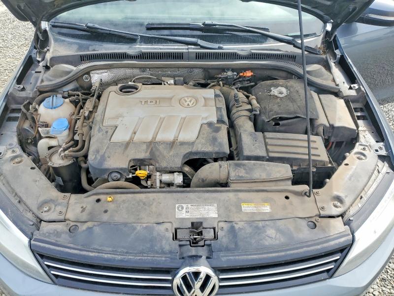46882346 :رقم المزاد ، 3VWLL7AJ1EM378625 vin ، 2014 Volkswagen Jetta مزاد بيع