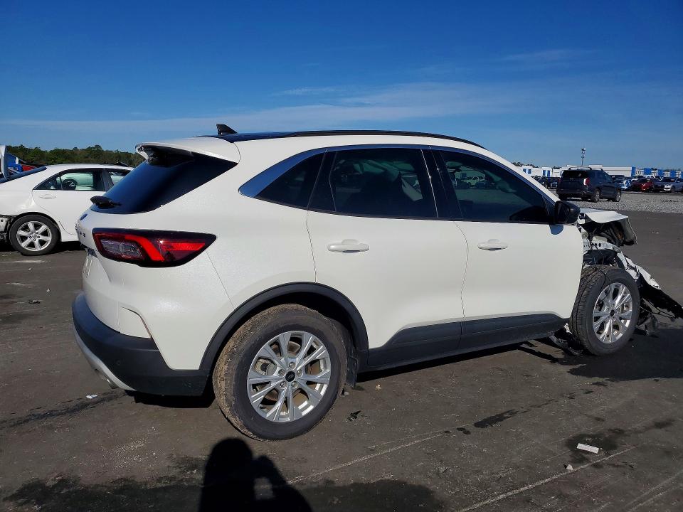 2023 Ford Escape მანქანა იყიდება აუქციონზე, vin: 1FMCU0GN8PUA97756, აუქციონის ნომერი: 46473926