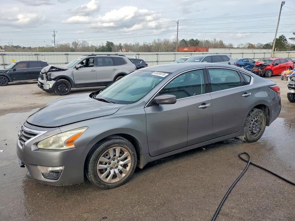 45530076 :رقم المزاد ، 1N4AL3APXFC294190 vin ، 2015 Nissan Altima مزاد بيع