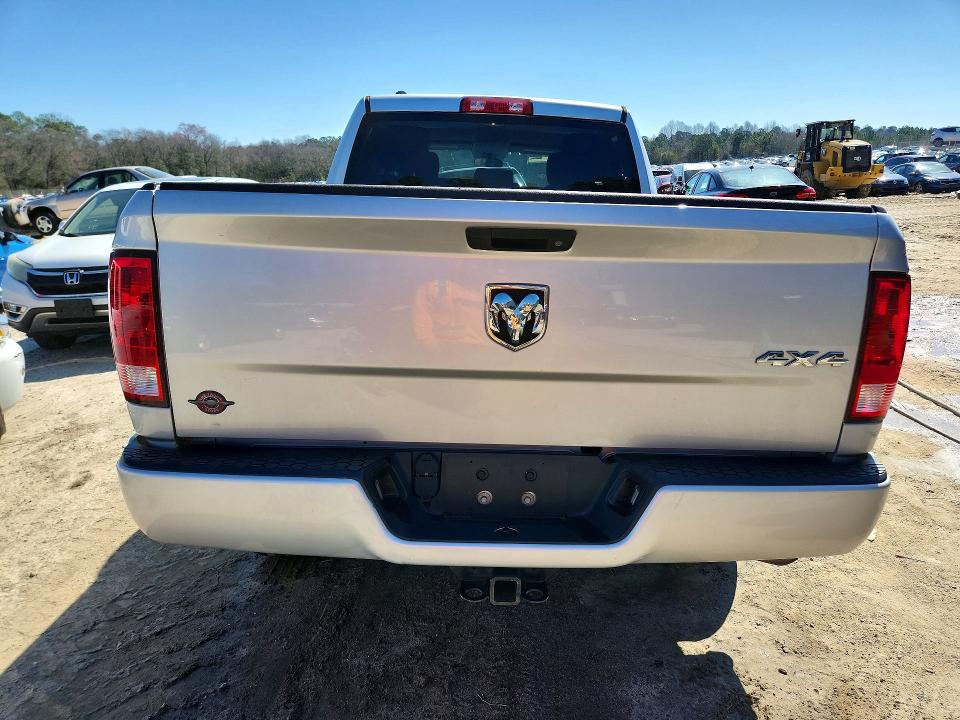 46718346 :رقم المزاد ، 1C6RR7FG1HS668567 vin ، 2017 Ram 1500 مزاد بيع