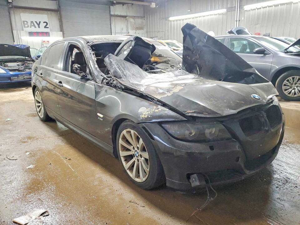 47305876 :رقم المزاد ، WBAPK5G54BNN80024 vin ، 2011 Bmw 328 مزاد بيع