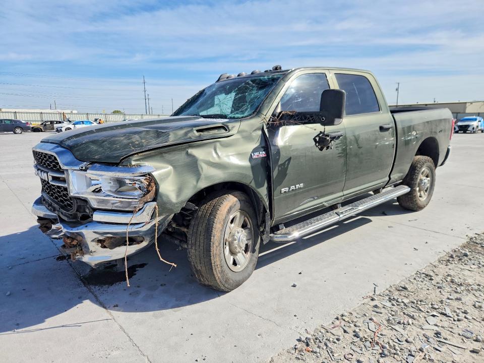 Продажа на аукционе авто 2021 Ram 2500, vin: 3C6UR5CJ4MG638592, номер лота: 46490546