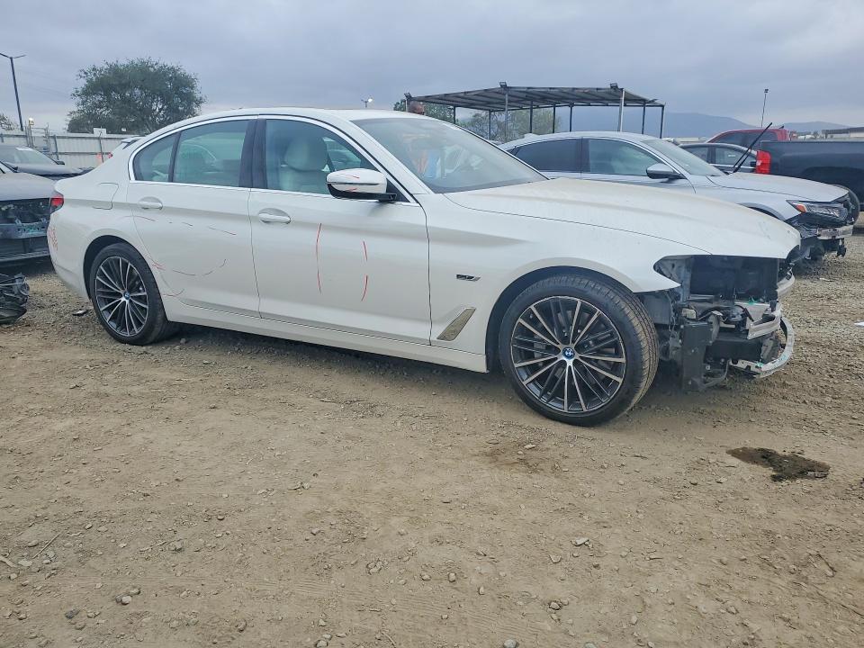 47916926 :رقم المزاد ، WBA13AG04NCJ88709 vin ، 2022 Bmw 530e مزاد بيع