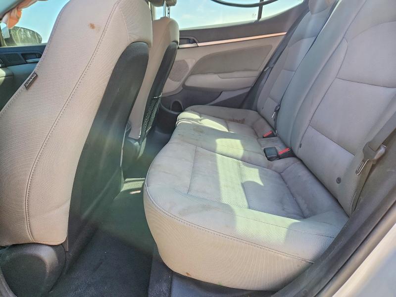 47119106 :رقم المزاد ، 5NPD84LF4JH385746 vin ، 2018 Hyundai Elantra مزاد بيع
