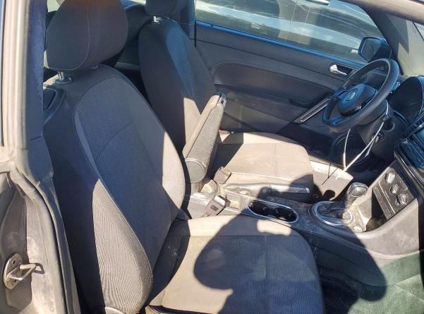 45968086 :رقم المزاد ، 3VWFP7AT7EM621339 vin ، 2014 Volkswagen Beetle مزاد بيع
