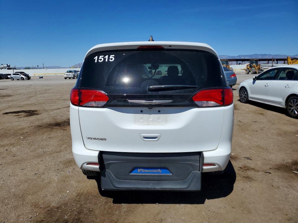 46948016 :رقم المزاد ، 2C4RC1CG2PR588142 vin ، 2023 Chrysler Voyager مزاد بيع