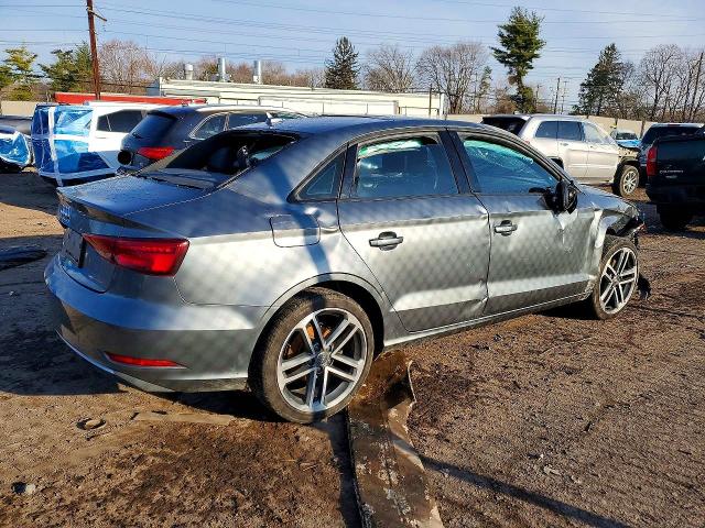 Aukcja sprzedaży 2018 Audi A3, vin: WAUAUGFFXJ1000397, numer aukcji: 46486456