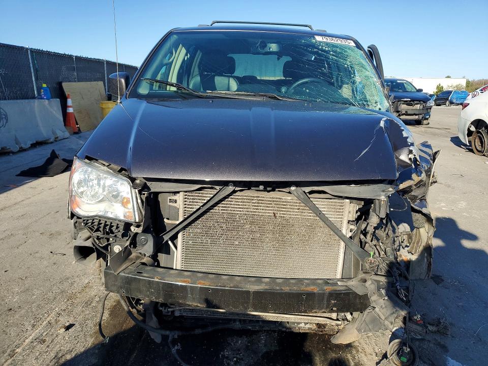 Продажа на аукционе авто 2015 Chrysler Town & Country, vin: 2C4RC1BG1FR608705, номер лота: 79362935