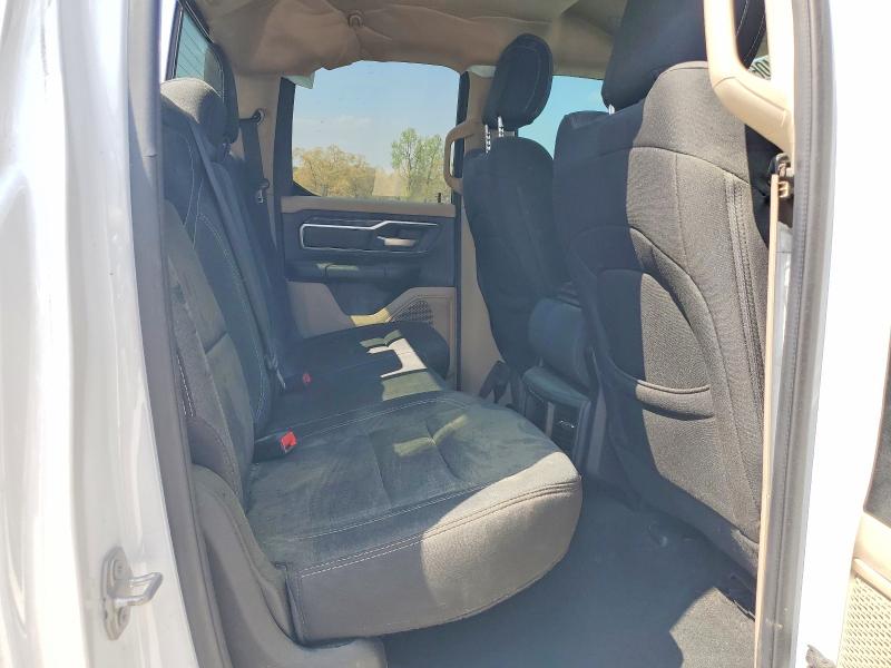 47740636 :رقم المزاد ، 1C6SRFBT3KN822345 vin ، 2019 Ram 1500 مزاد بيع