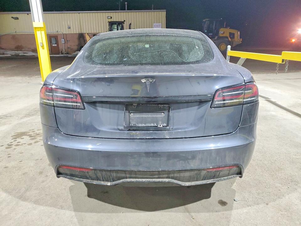 Продажа на аукционе авто 2022 Tesla Model S, vin: 5YJSA1E52NF479028, номер лота: 79277765