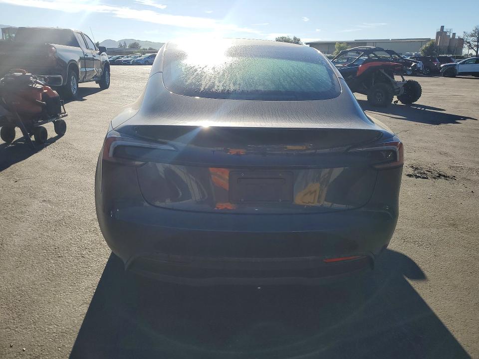 2026 Tesla Model 3 მანქანა იყიდება აუქციონზე, vin: 5YJ3E1EA7TF123404, აუქციონის ნომერი: 45826876
