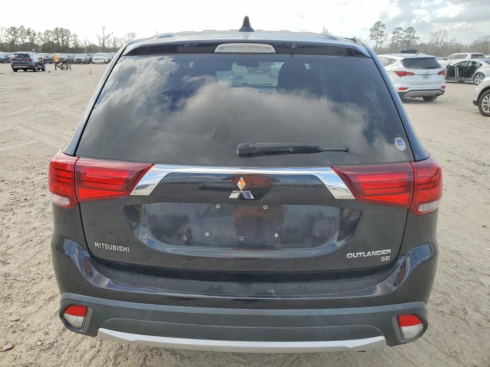 Aukcja sprzedaży 2018 Mitsubishi Outlander, vin: JA4AD3A37JZ000524, numer aukcji: 79793075