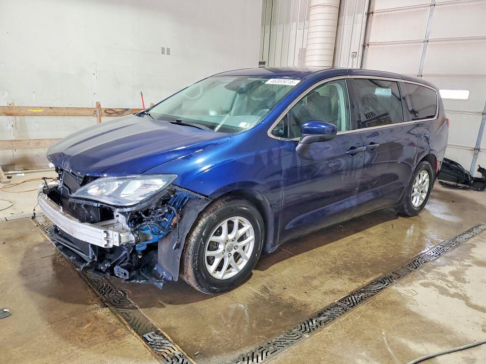 46865016 :رقم المزاد ، 2C4RC1CG0HR665396 vin ، 2017 Chrysler Pacifica مزاد بيع