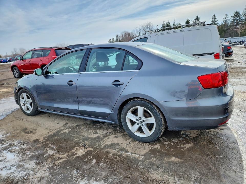78976815 :رقم المزاد ، 3VWD07AJ7EM410913 vin ، 2014 Volkswagen Jetta مزاد بيع