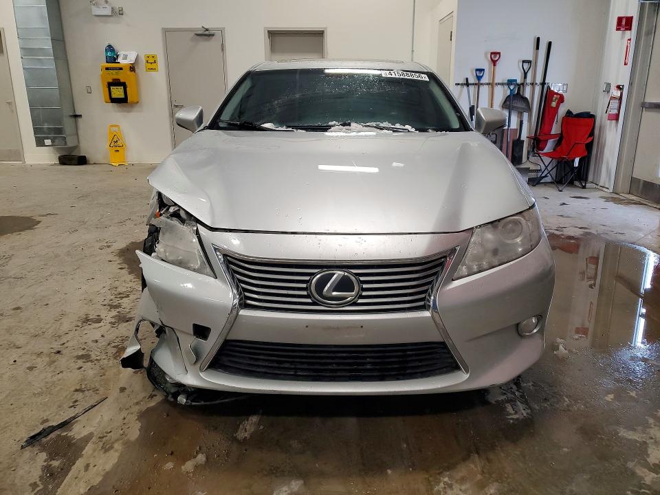 41588856 :رقم المزاد ، JTHBK1GG4D2019350 vin ، 2013 Lexus Es 350 مزاد بيع