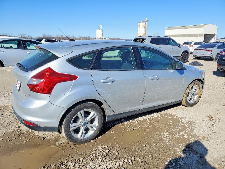 46091106 :رقم المزاد ، 1FADP3K22DL138582 vin ، 2013 Ford Focus مزاد بيع