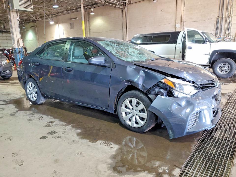 47320286 :رقم المزاد ، 5YFBURHE8GP533702 vin ، 2016 Toyota Corolla مزاد بيع