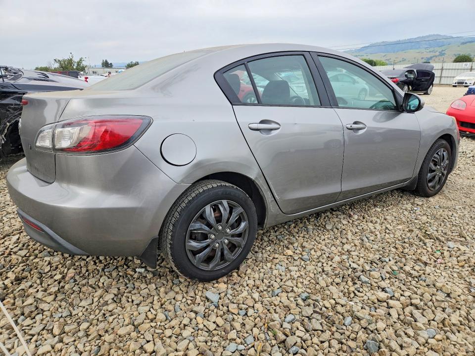 47754126 :رقم المزاد ، JM1BL1SG9A1340436 vin ، 2010 Mazda Mazda3i مزاد بيع