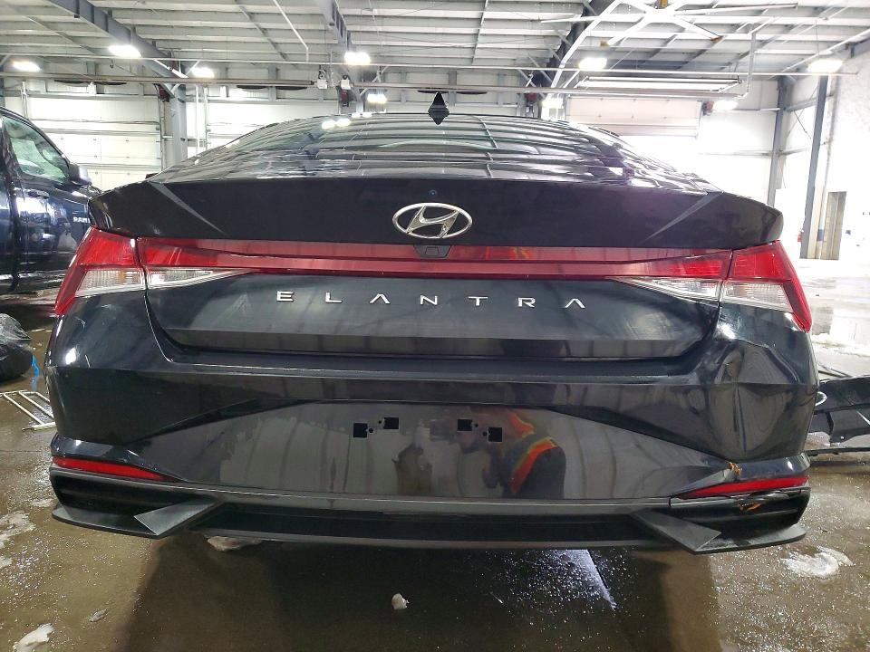 2023 Hyundai Elantra მანქანა იყიდება აუქციონზე, vin: KMHLM4AG2PU394796, აუქციონის ნომერი: 46081226