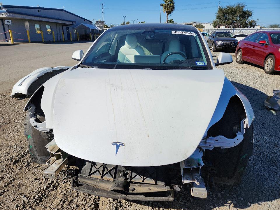 45857896 :رقم المزاد ، 5YJ3E1EB7MF013334 vin ، 2021 Tesla Model 3 مزاد بيع