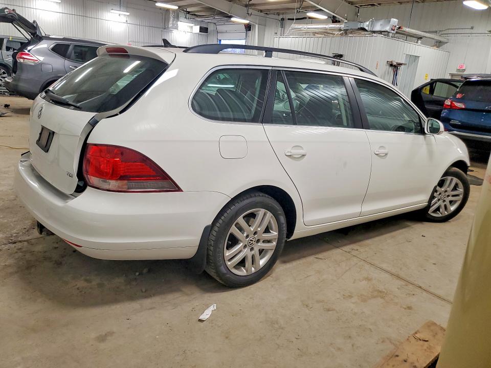 79492965 :رقم المزاد ، 3VWPL7AJXBM656399 vin ، 2011 Volkswagen Jetta مزاد بيع