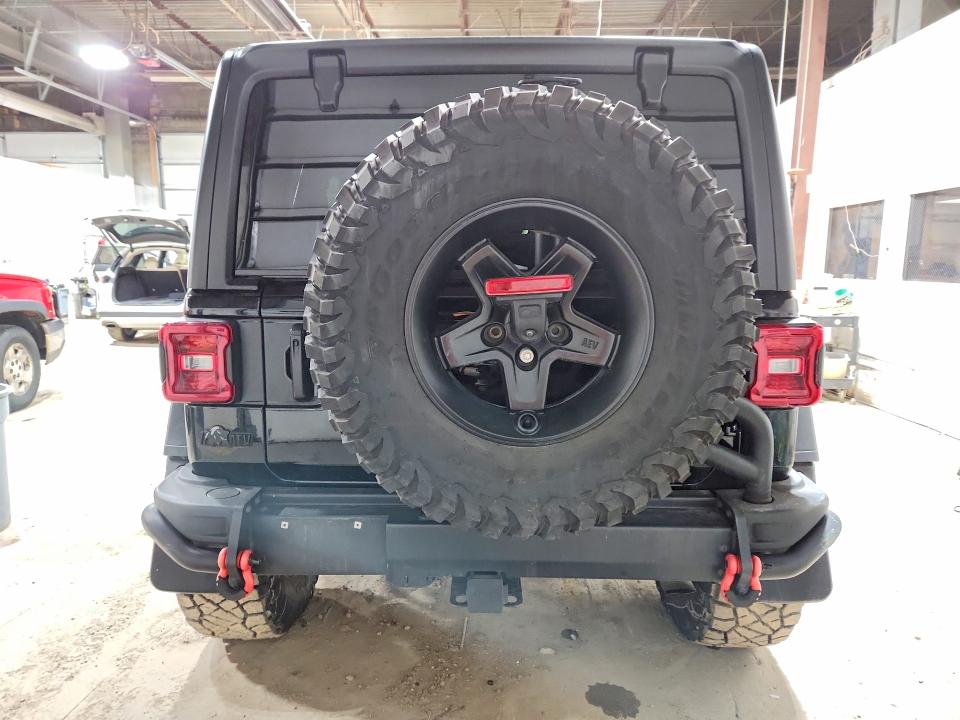 2020 Jeep Wrangler Unlimited მანქანა იყიდება აუქციონზე, vin: 1C4HJXFG8LW290857, აუქციონის ნომერი: 79492735