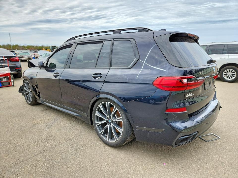 41583926 :رقم المزاد ، 5UXCX6C01M9H50033 vin ، 2021 Bmw X7 مزاد بيع